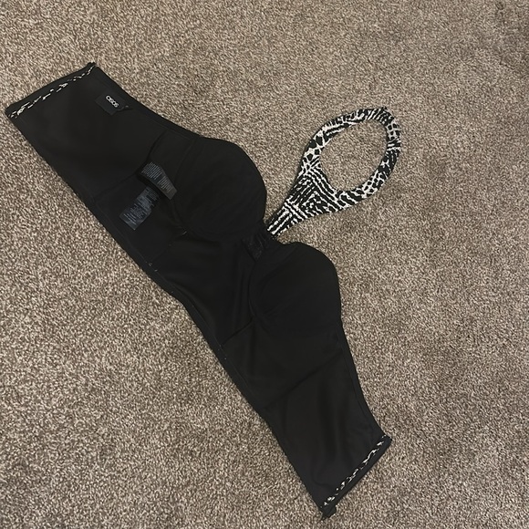 ASOS Black And White Corset Turtle Neck Crop Top Paint Splatter Look Size US 4 - Picture 5 of 7